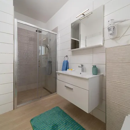 Apartment Lasttminutebooking - The Esterhazy Villa At Balaton *