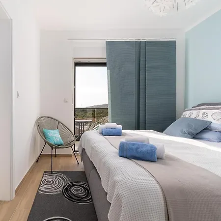 Lasttminutebooking - The Esterhazy Villa At Balaton Apartment