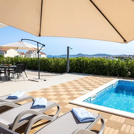 Apartment Lasttminutebooking - The Esterhazy Villa At Balaton *